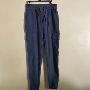 Alphalete womens Identity Cargo jogger